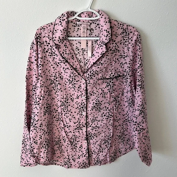 VS pajama set - Picture 1 of 7